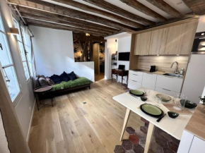 Bright 1 bed in the heart of hip Paris, Montorgueil